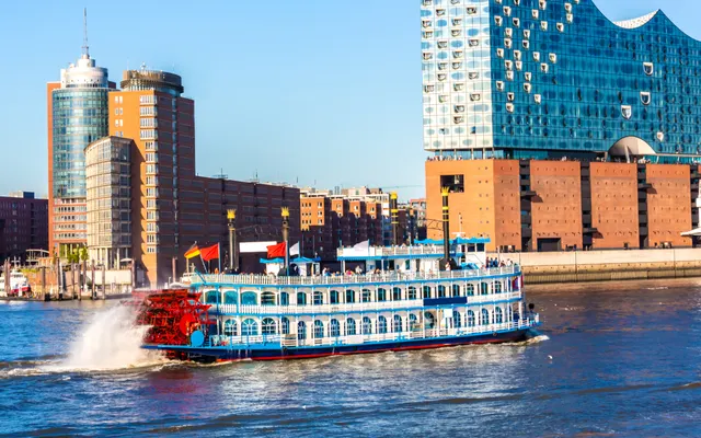 2-stündige Hafenrundfahrt auf dem Schiff im Hamburger Hafen